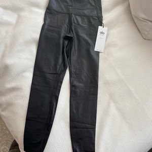 Black shine leggings